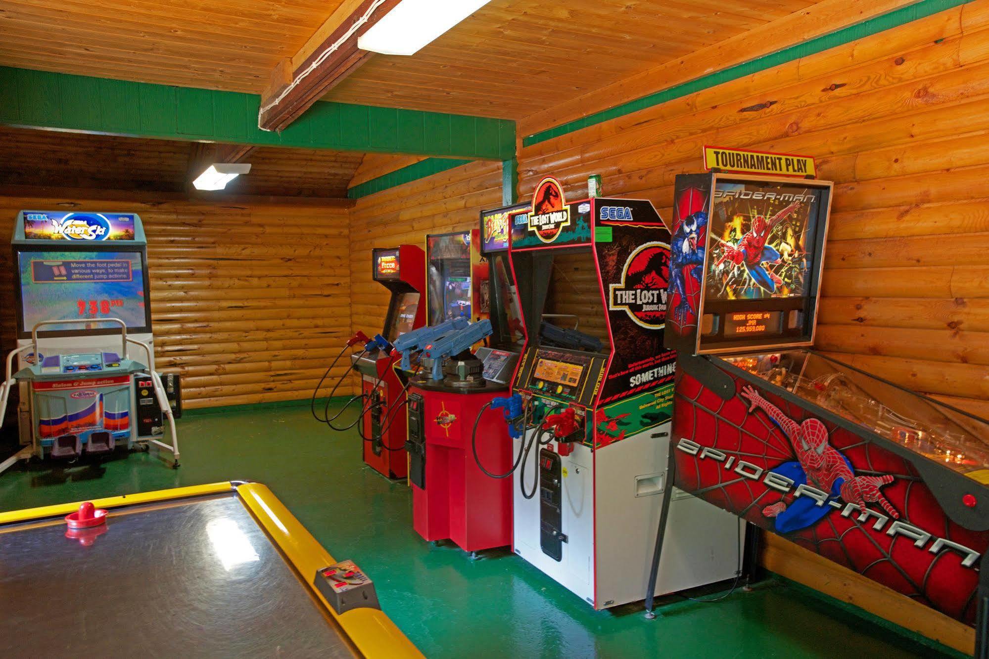 Arrowhead Resort Campground Plainville Esterno foto